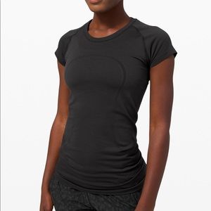 Lululemon swiftly tech short sleeve top